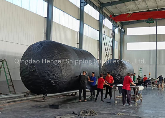 गुणवत्ता Yokohama Type Inflatable Rubber Fender 50kpa for Ship Docking फैक्टरी