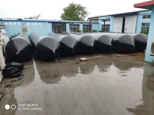 गुणवत्ता समुद्री रबर काला जहाज लॉन्चिंग एयरबैग 1.5x16 मीटर फैक्टरी