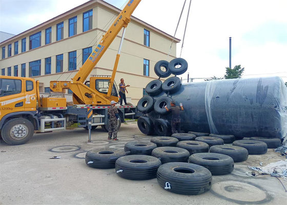 गुणवत्ता जहाजों के लिए पॉलीयूरेथेन के साथ ईवीए नाव फोम से भरे ठोस समुद्री फेंडर फैक्टरी