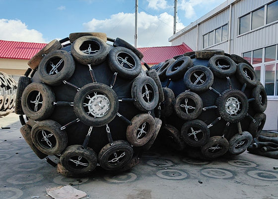 गुणवत्ता जहाज से जहाज तक 50kpa / 80kpa फ्लोटिंग / वायवीय / योकोहामा रबर फैक्टरी