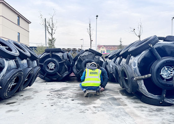गुणवत्ता विभिन्न नौसेना के लिए अनुकूलन योग्य फोम भरा हुआ फेंडर फैक्टरी