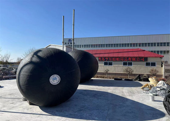 गुणवत्ता तैरता हुआ समुद्री फेंडर चेन नेट के साथ प्राकृतिक रबर का योकोहामा वायवीय फेंडर फैक्टरी