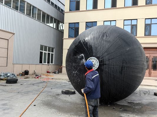 गुणवत्ता ISO17357-2014 समुद्री वायवीय रबर फेंडर टिकाऊ सुरक्षात्मक फैक्टरी