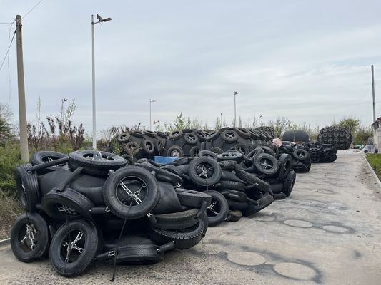 गुणवत्ता 2 वर्ष की वारंटी समुद्री रबर फेंडर योकोहामा वायवीय रबर फेंडर फैक्टरी