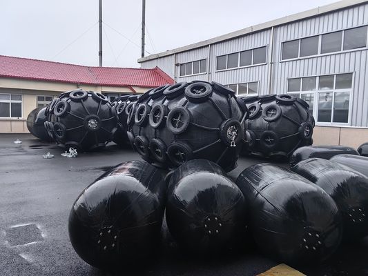 गुणवत्ता Rubber Pneumatic Marine Fender Protection for Pressure Situations कारखाना