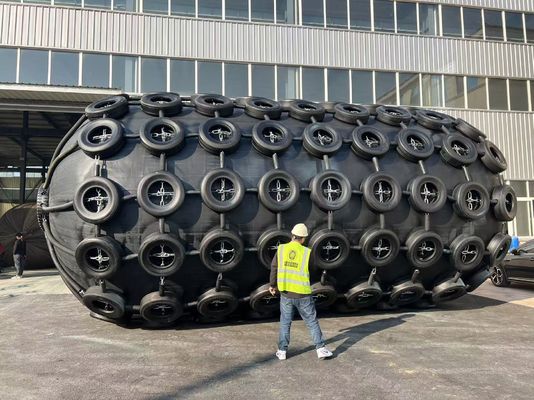 गुणवत्ता नौकाओं के लिए वाटरफ्रंट सुरक्षा वायवीय फेंडर, व्यास 0.5m-4.5m फैक्टरी