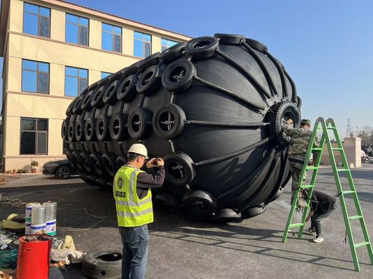 गुणवत्ता समुद्री जहाजों के लिए योकोहामा प्रकार के तैरते पनीमैटिक रबर फेंडर फैक्टरी