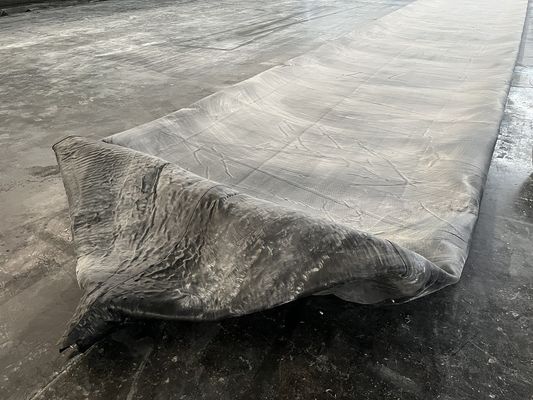 गुणवत्ता Inflatable Barge Docking Airbag Pressure Range 0.2-0.4Mpa Provide Safe Protection During Barge Mooring Docking फैक्टरी
