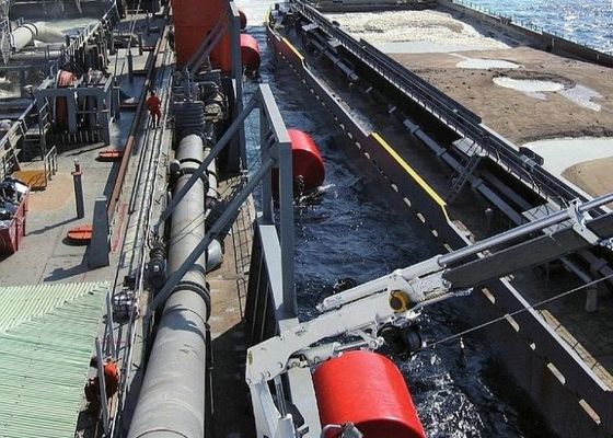 गुणवत्ता Polyurethane फोम भरने के साथ लाल रंग ठोस फ़्लोटिंग डॉक फेंडर फैक्टरी