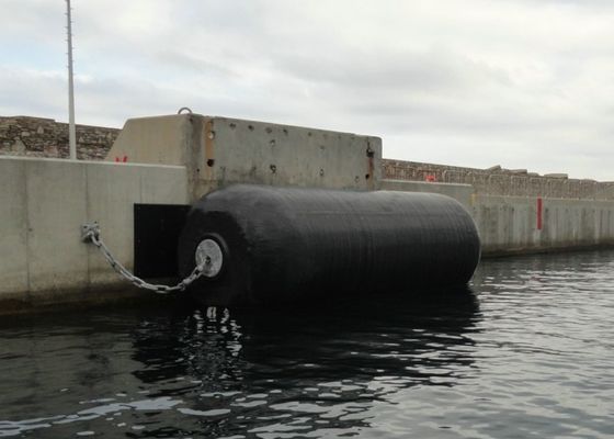 गुणवत्ता ट्यूना नावों के लिए प्राकृतिक रबर सामग्री फोम भरा हुआ फेंडर ईवा फ्लोट फैक्टरी