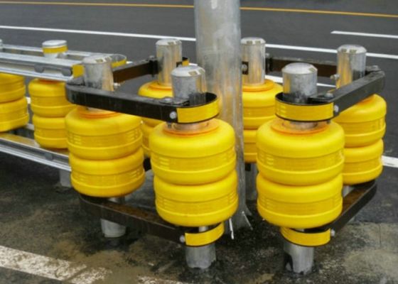 गुणवत्ता यातायात दुर्घटनाओं को कम करने के लिए लौ रिटार्डेंट सामग्री राजमार्ग रोलर बैरियर फैक्टरी