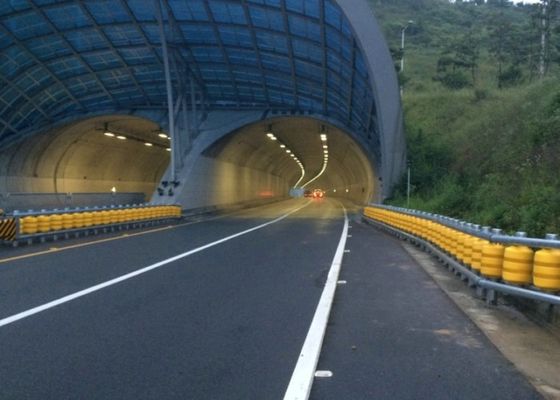 गुणवत्ता गर्म डुबकी जस्ती के साथ पीला लाल रंग यातायात सुरक्षा रोलर बैरियर फैक्टरी