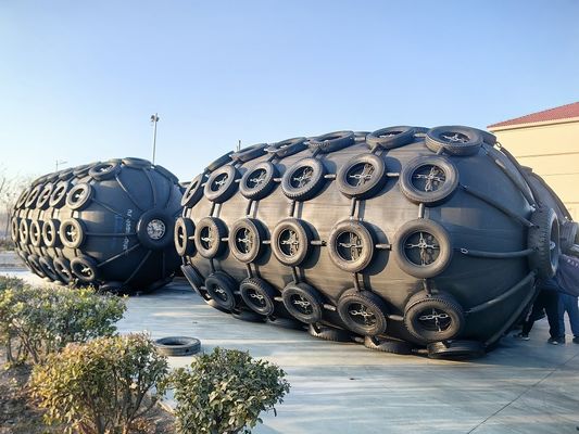 गुणवत्ता चेन टायर नेट के साथ 50Kpa 80Kpa रबर फेंडर फैक्टरी