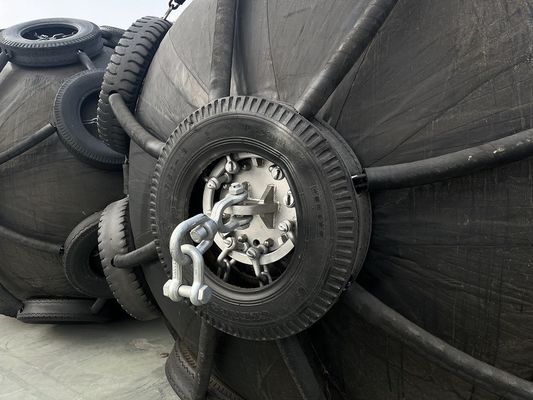 गुणवत्ता चेन टायर नेट के साथ 50Kpa 80Kpa रबर फेंडर फैक्टरी