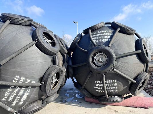 गुणवत्ता एंटी-एजिंग विस्फोट प्रूफ वायवीय रबर फेंडर 50Kpa 80Kpa फैक्टरी