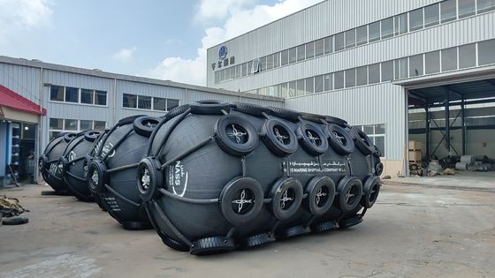 गुणवत्ता ओईएम एंटी एजिंग फेंडर वायवीय डॉकिंग जहाज संरक्षण फैक्टरी