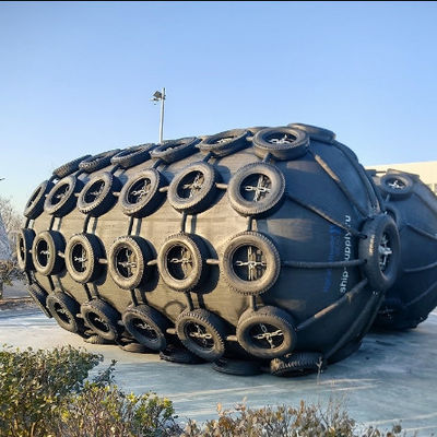 गुणवत्ता अनुकूलित वायवीय रबर फेंडर योकोहामा आवश्यक समुद्री आपूर्ति फैक्टरी