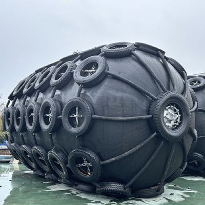 गुणवत्ता ISO 17357 Certified Natural Rubber Pneumatic Fender with 50Kpa Working Pressure for Marine Safety कारखाना