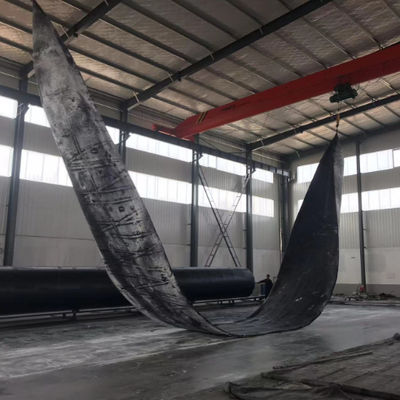 गुणवत्ता अति टिकाऊ समुद्री रबर एयरबैग भारी भारों के साथ जहाजों के संचालन के लिए लचीले समाधान फैक्टरी