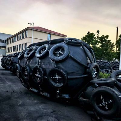 गुणवत्ता टिकाऊ रबर न्यूमेटिक फेंडर मरीन डॉक सुरक्षा प्रणाली जहाजों, बारजों और बंदरगाहों के लिए उपयुक्त प्रभाव अवशोषण फैक्टरी