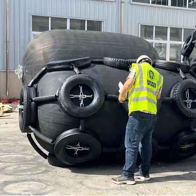 गुणवत्ता The Best Marine Ship Pneumatic Rubber Fender फैक्टरी