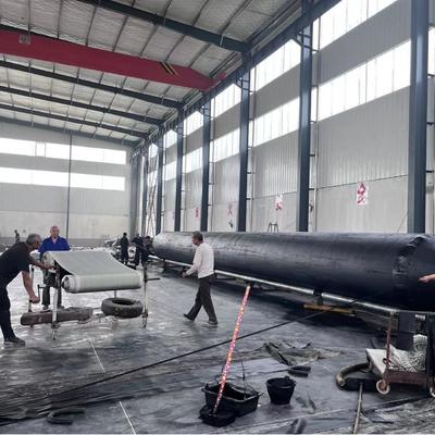 गुणवत्ता BV/CCS/ABS/LR Certified Marine Rubber Airbag – Black, 4-24m Length for Marine Launching & Lifting फैक्टरी