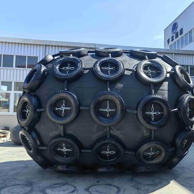 गुणवत्ता आईएसओ17357 के अनुपालन के साथ 0.3 से 4.8 एम और 50 केपीए दबाव के अनुकूलित आकारों के साथ वायवीय रबर फेंडर फैक्टरी