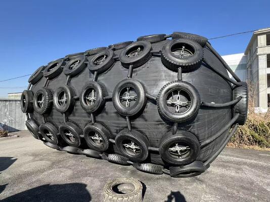 गुणवत्ता Natural Rubber ISO Certified Pneumatic Rubber Fender with 50Kpa/80kpa Working Pressure for Marine Anti-Collision फैक्टरी