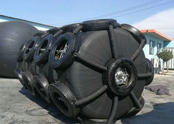 गुणवत्ता Hot Dip Galvanized Foam Filled Fender with 10 Years Using Life and High Energy Absorption for Marine Safety फैक्टरी