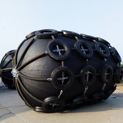 गुणवत्ता 9 मीटर 50kPa समुद्री Inflatable वायवीय रबर फेंडर फैक्टरी