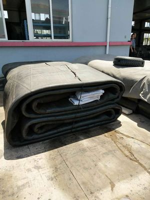 गुणवत्ता आईएसओ 17357 स्टैंडर्ड हैवी ड्यूटी D1.8m * L20m नाव के लिए इन्फ्लेटेबल रबर एयरबैग फैक्टरी