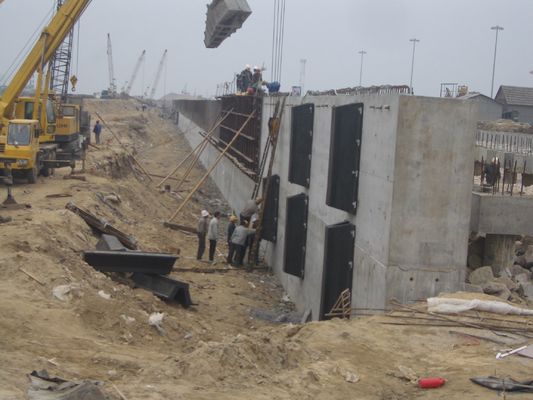 गुणवत्ता 0.08Mpa 250T / M जहाज को समुद्री बचाव एयरबैग का शुभारंभ फैक्टरी