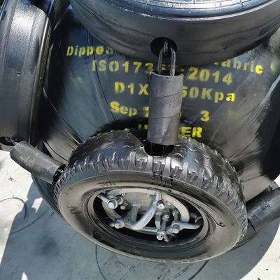 गुणवत्ता 50KPa / 80Kpa समुद्री नाव फेंडर ईवा फोम भरा हुआ फेंडर फैक्टरी