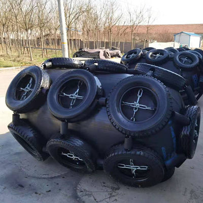 गुणवत्ता मछली पकड़ने के जहाज के लिए पॉलीउरथेन फोम 50Kpa वायवीय समुद्री फेंडर फैक्टरी