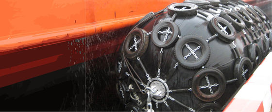 गुणवत्ता वायवीय रबड़ फोम भरा फेंडर समुद्री नाव फेंडर डीआईए 0.5 एम-4.5 एम फैक्टरी