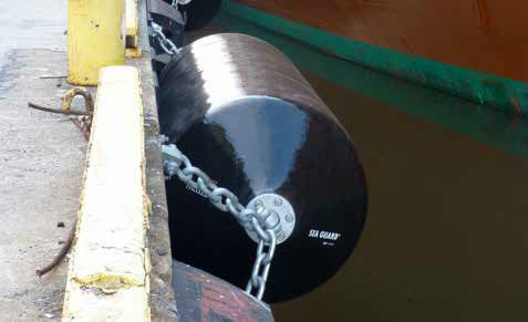 गुणवत्ता Low Maintenance Required UV Resistant And Corrosion Resistant Foam Filled Fender with High Energy Absorption Capacity for Marine Floating Fender कारखाना
