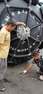 गुणवत्ता न्यूमेटिक फ्लोटिंग सबमरीन फेंडर योकोहामा न्यूमेटिक रबर फेंडर फैक्टरी