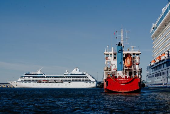 गुणवत्ता वायवीय फ्लोटिंग समुद्री बम्पर योकोहामा नाव पनडुब्बी फेंडर फैक्टरी