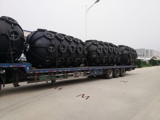 गुणवत्ता रस्सी जाल फ्लोटिंग वायवीय रबड़ फेंडर वायवीय समुद्री फेंडर डी प्रकार फेंडर फैक्टरी