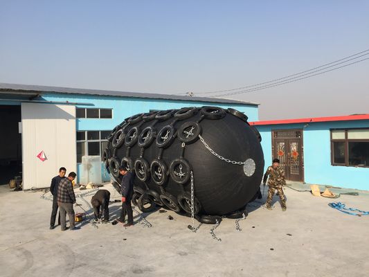 गुणवत्ता उत्कृष्ट शॉक अवशोषण क्षमता वाले जहाज के फेंडर, 50KPa के मुद्रास्फीति दबाव और प्रदर्शन के साथ फैक्टरी