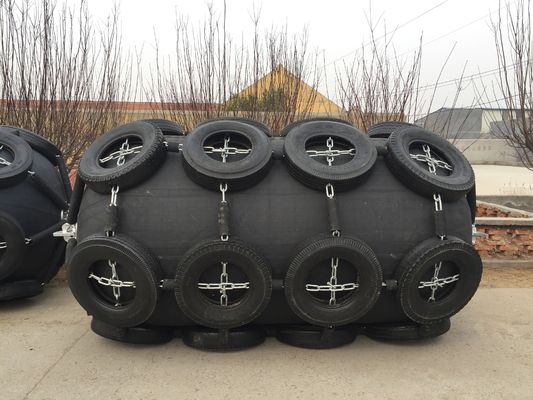 गुणवत्ता जहाज से जहाज तक टकराव रोधी मछली पकड़ने की नाव समुद्री रबर फेंडर समुद्री फेंडर बोर्ड फैक्टरी