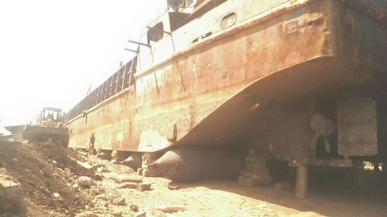 गुणवत्ता D15*L20m 0.20Mpa शिप लॉन्चिंग मरीन एयरबैग्स ऑप्टिमाइज्ड लेआउट फैक्टरी