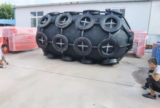 गुणवत्ता डॉकिंग बोट समुद्री वायवीय रबड़ फेंडर योकोहामा प्रकार बीवी प्रमाणित फैक्टरी