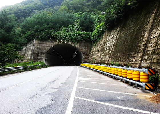 गुणवत्ता आईएसओ मानक पु और पीवीसी सुरक्षा गार्ड रेल रोलिंग रेलिंग बैरियर फैक्टरी