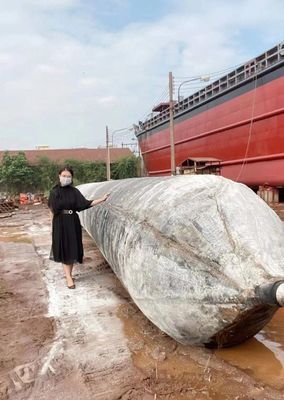 गुणवत्ता रबर शिप लॉन्चिंग मरीन एयरबैग इन्फ्लेटेबल न्यूमेटिक हैवी लिफ्टिंग फैक्टरी