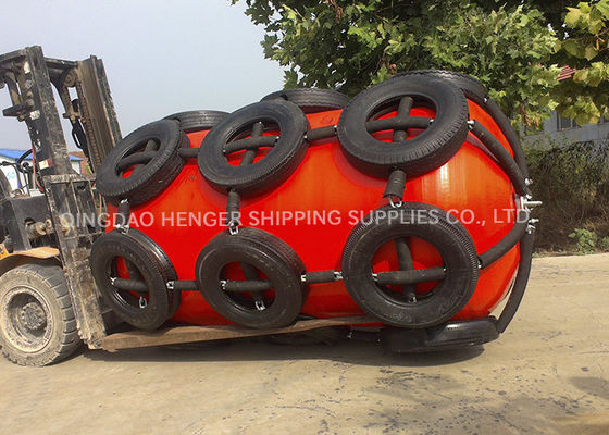 गुणवत्ता ISO17357 Approved Foam Filled Fender, 0.5-4.8m Diameter, High Density Closed-Cell Foam for Port & Vessel Anti-Collision फैक्टरी